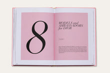 Ladda upp bild till gallerivisning, The Essence of Dior